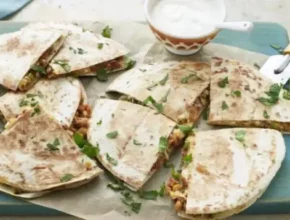 Εύκολη vegetarian quesadilla για φοιτητές